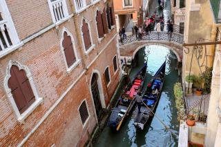 Leoncini with a wonderful canal view - Venice - 9