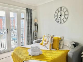 Pass the Keys Cosy Flat in Maritime Quarter - Swansea - 0