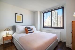 UES 1BR w Doorman Gym Roof nr Hospital NYC-375 - New York - 4