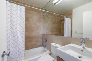 UES 1BR w Doorman Gym Roof nr Hospital NYC-375 - New York - 1