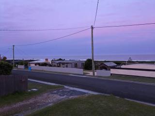 Wave Side Cottage Scamander Sleeps 5 - Scamander - 2