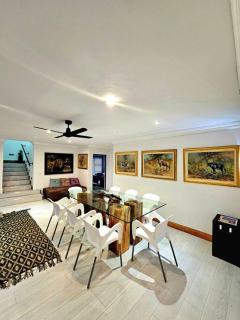 Luxury GuesthouseCo RiverHouse - Marloth Park - 9
