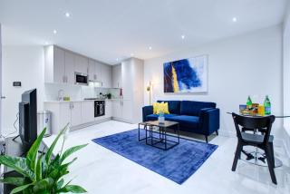 Hybrid Resi - Uxbridge with onsite car parking, near London Heathrow Airport - Uxbridge - 5