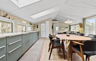 3 Bedroom Amazing Home In Aakirkeby - Vester Sømarken - 4