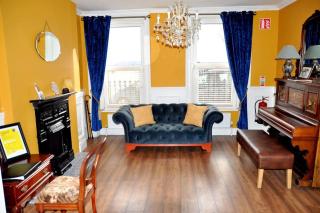 The Sardinian Guesthouse (6 Bedrooms) - Cobh - 7