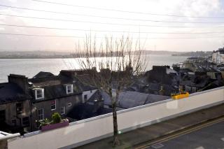 The Sardinian Guesthouse (6 Bedrooms) - Cobh - 5
