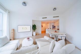 Modern & Bright 1 Bedroom Marina Apartment - Dubai - 5
