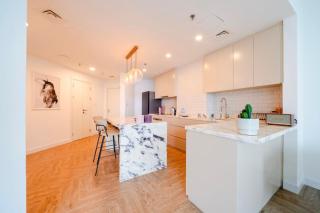 Modern & Bright 1 Bedroom Marina Apartment - Dubai - 4