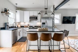 Modern Boho Family House Near Shops in East Nashville - 0