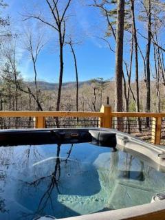 New Modern Treehaus with Views, Hot tub. 2-2 and loft - 6