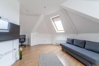 Great 1 bedroom In Hounslow with free parking - Abbey Wood - 0
