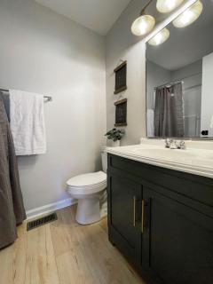 Fenced-In 3 BR Swingset, Carport, North Raleigh - Raleigh - 1