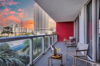 Modern Resort with Balcony - Pool - Gym - Hallandale Beach - 9