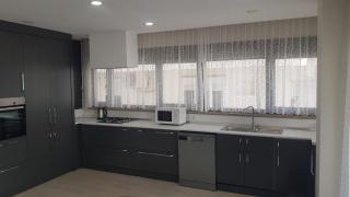 6 Central Location, Close To Beaches And Anywhere - 1