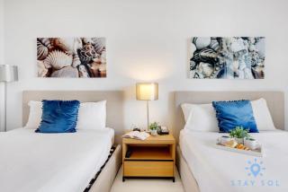 Balcony - Pool - Near Beach - Gym - Hallandale Beach - 4