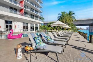 Modern Condo - Amazing Pool - Gym - Balcony - Hallandale Beach - 5