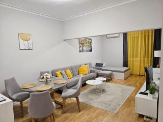 Spacious Aristocratic Apt. with a Colourful View - Sofia - 7