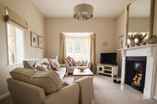 Lavender Cottage - 1