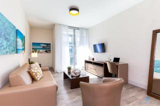 Beachfront Condo -ROOFTOP POOL OceanView Balcony - Hollywood - 8