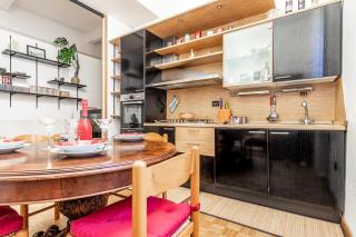 Spacious Apt with Kitchenette, Near Piazza Maggiore - Bolonia - 7