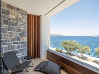 Seannamon Suites Unique Design Sea View Suites next to the beach - Agios Nikolaos - 0