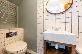 Lovely self-contained basement studio with kitchen - Londra - 5