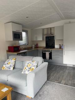 26 Sherwood, South Lakeland Leisure Village - 4