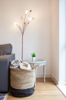 Luxury 2 Bed Apartment - 9