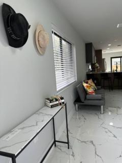 Luxe 3bed 3 bath minutes from Wynwood & design art district - Miami - 4