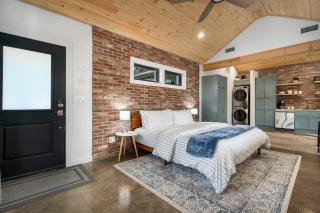Petit Paradis Studio with hot tub - 5