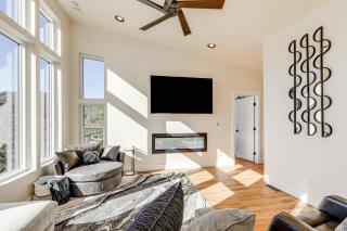 Hot Tub and Panoramic Mtn Views Pine Retreat! - Pine - 6