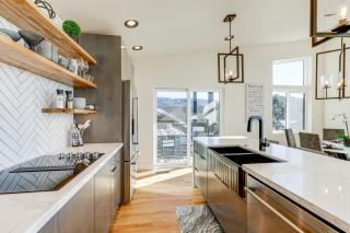 Hot Tub and Panoramic Mtn Views Pine Retreat! - Pine - 1