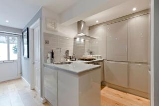 Windsor Royal Retreat Luxury 1BED Apartment - 2