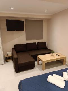 Newly renovated apartment next to the port - Mantoúkion - 5