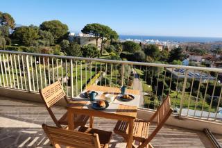 Le Valençay 2 bedroom apartment with a breathtaking view pool parking - Antibes - 0