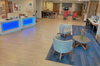 Holiday Inn Express Hotel & Suites Lincoln South by IHG - Lincoln - 4