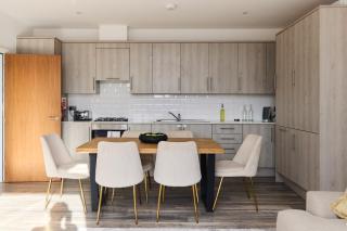 The Harlesden Place - Modern 3BDR Flat with Balcony - Londra - 9