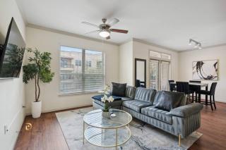Houston Med Center Luxury King Suite with Free Parking - Houston - 0