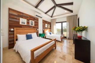 Golf Course Home In Exclusive Gated Community - 1