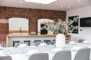 House with a cinema and games room, sleeps 17 - Shrewsbury - 5
