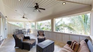 Elegant Poolside Penthouse w Private Elevator - 1