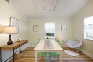Close Authentic ATX Winter Holiday Retreat with Pool, Fenced Yard, 4min to Capitol - 3