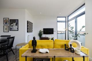 The Harlesden Classic - Lovely 2BDR Flat with Balcony - Londra - 1