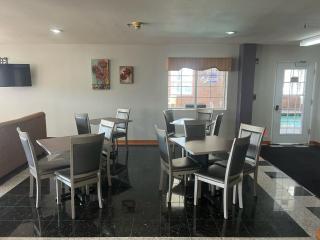 Microtel Inn & Suites by Wyndham Amarillo - 4