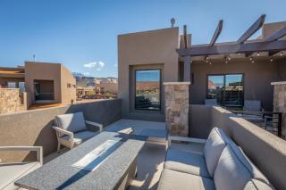 Red Rock Rooftop - St. George - 4