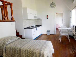 The Crow's Nest Resort Fiji - Korotogo - 8