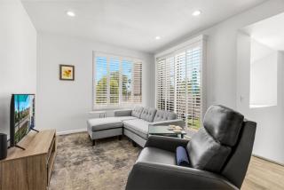 Modern & Uncluttered - A Ryson Property - Palm Springs - 0