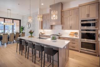 6-bedroom home with private amenities - St. George - 1