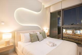 Burj Khalifa View, 2 Balcony w Lounge, Dubai Mall Access, Gym, Infinity-Pool, Playground, BBQ, Family Friendly - Dubai - 4