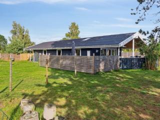Holiday Home Dagna - 400m from the sea by Interhome - Rødby - 0